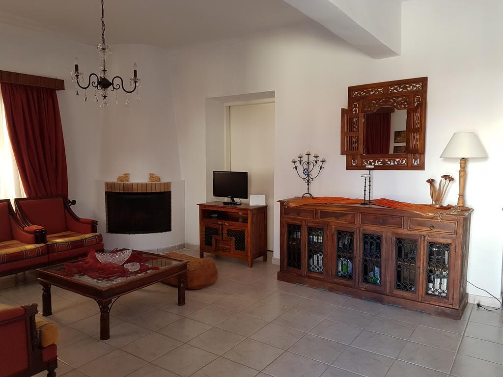 Nineta'S House Sea View Near The Airport Villa Artemida  Exterior photo
